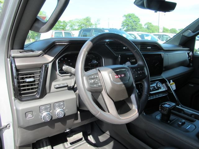 Certified 2023 GMC Sierra 1500 AT4 w/ AT4 Premium Package AWD/4WD image 14