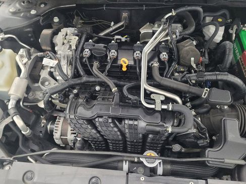 Used 2021 Nissan Altima 2.5 SV FWD image 30