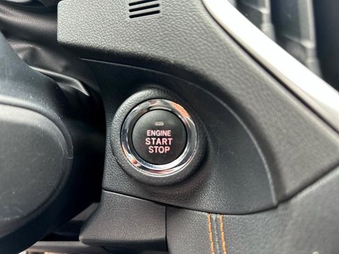 Used 2018 Subaru Crosstrek 2.0i Limited image 65