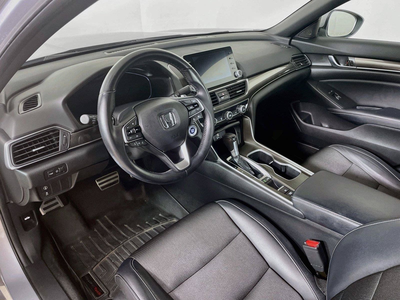 Used 2018 Honda Accord Sport image 21