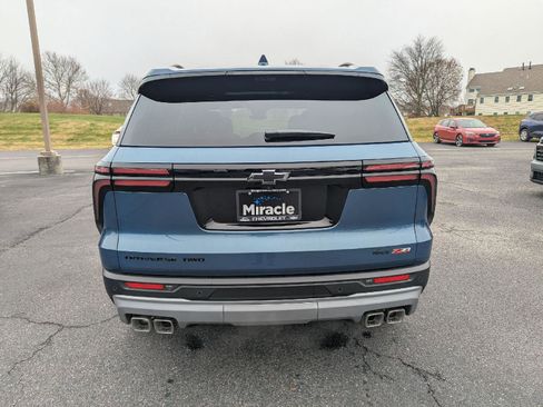 New 2026 Chevrolet Traverse Z71 w/ Enhanced Driving Package image 9