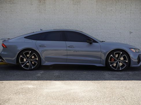 Used 2022 Audi RS 7 Sportback AWD/4WD image 9
