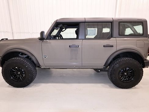 New 2026 Ford Bronco 4-Door AWD/4WD image 6