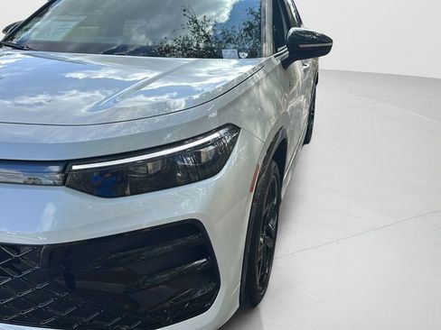 New 2026 Volkswagen Tiguan SE R-Line image 26