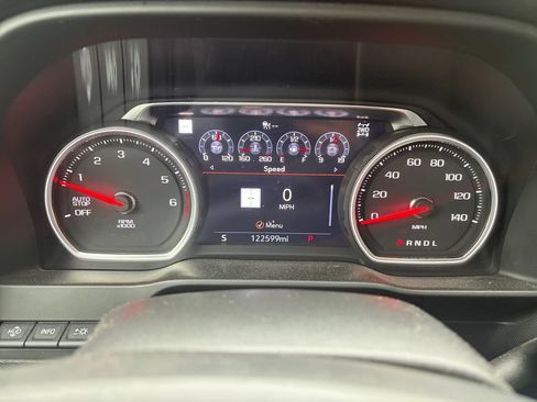 Used 2021 Chevrolet Silverado 1500 LTZ w/ LTZ Premium Package AWD/4WD image 19