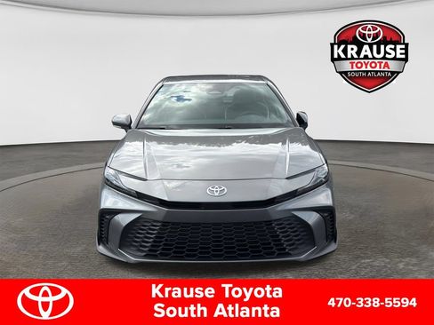 New 2026 Toyota Camry SE w/ Convenience Package FWD image 2