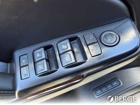 Used 2019 GMC Yukon SLT w/ HD Trailering Package image 24