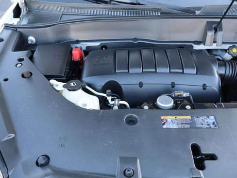 Used 2013 GMC Acadia Denali AWD/4WD image 36