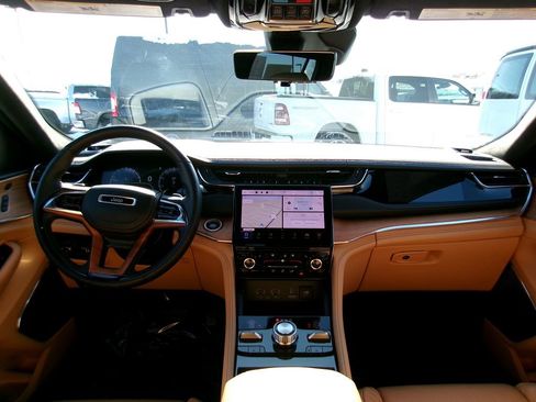 Certified 2025 Jeep Grand Cherokee L Summit image 17