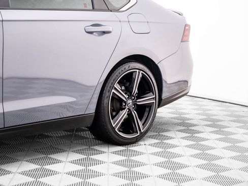 Used 2023 Honda Accord Sport image 32