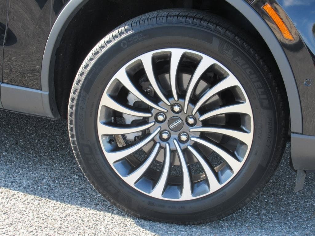 Used 2023 Lincoln Aviator Reserve w/ Equipment Group 201A AWD/4WD image 7