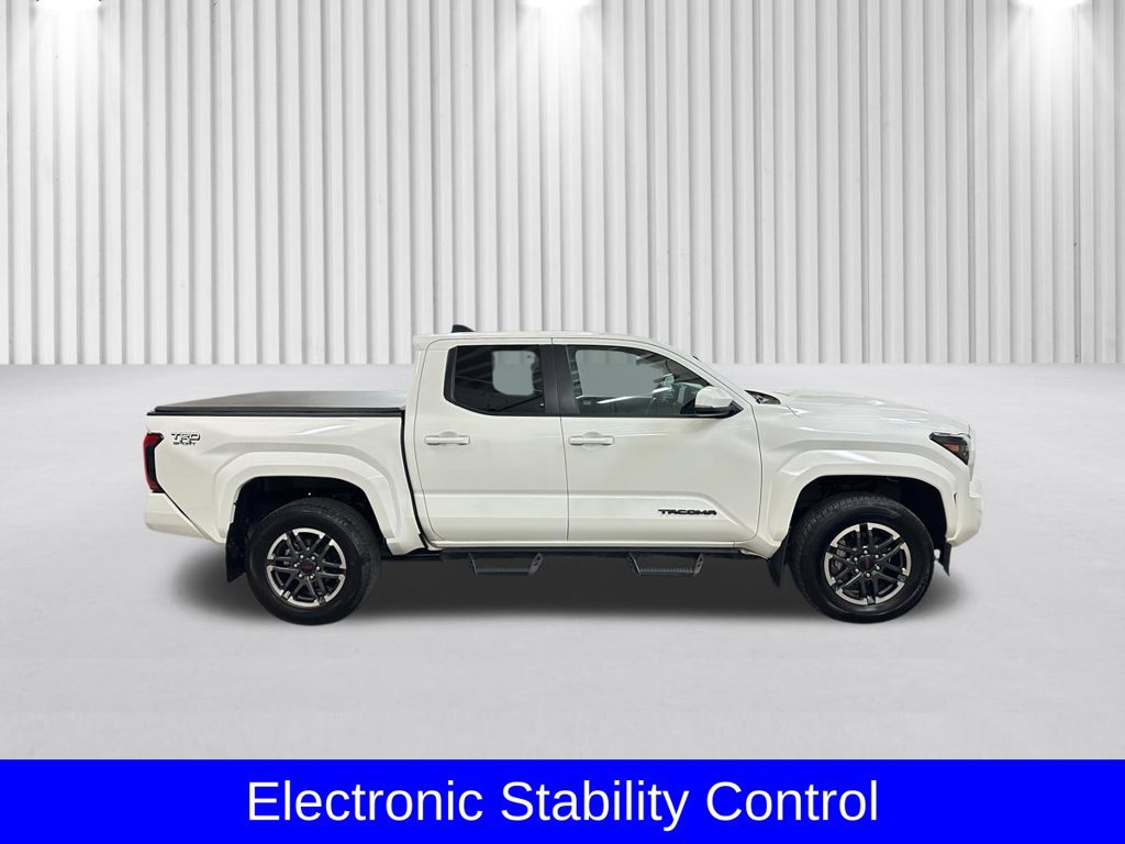 Used 2024 Toyota Tacoma TRD Sport w/ TRD Sport Upgrade Package AWD/4WD image 5
