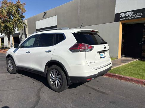Used 2014 Nissan Rogue SL image 4