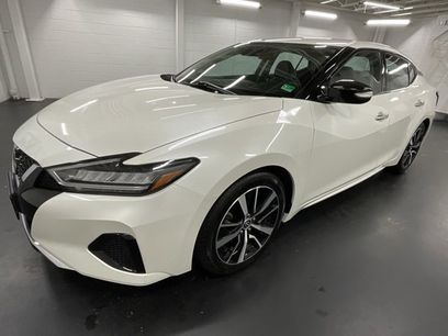 Used 2023 Nissan Maxima SV w/ Floor Mat Group