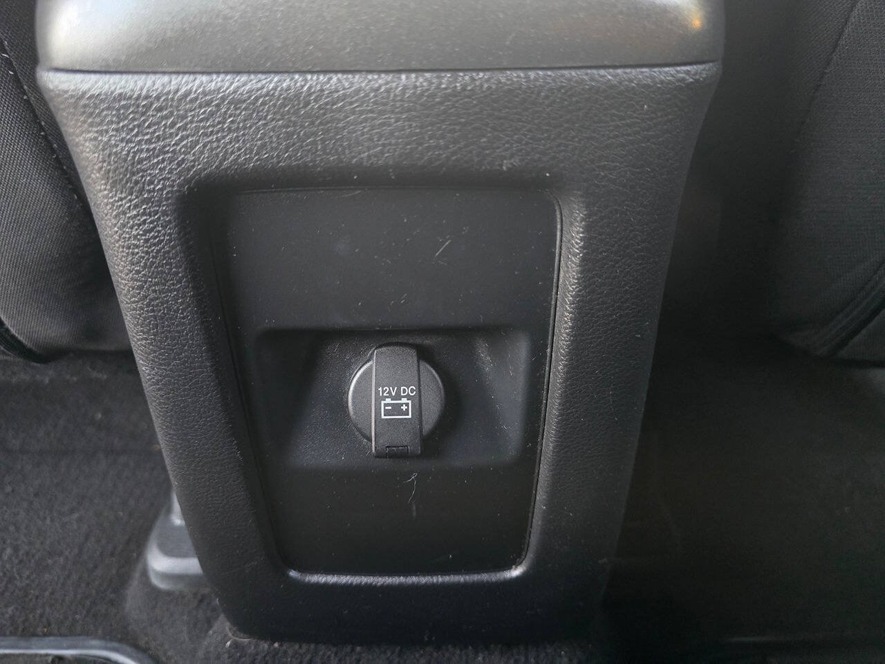 Used 2016 Dodge Journey SXT FWD image 40