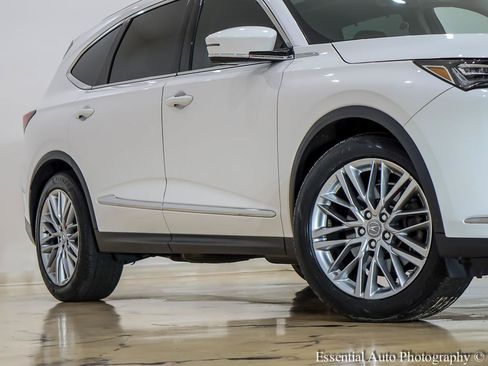 Used 2023 Acura MDX w/ Advance Package AWD/4WD image 4