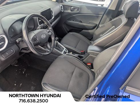 Certified 2023 Hyundai Venue Limited w/ Cargo Package image 11
