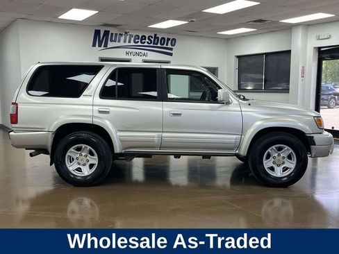 Used 2000 Toyota 4Runner Limited RWD image 4