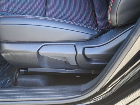 New 2026 Nissan Kicks SR FWD image 35