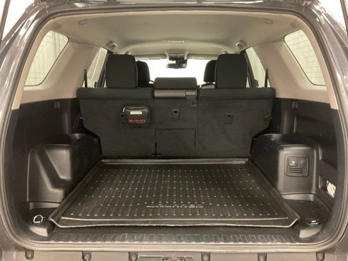 Used 2024 Toyota 4Runner TRD Off-Road image 35