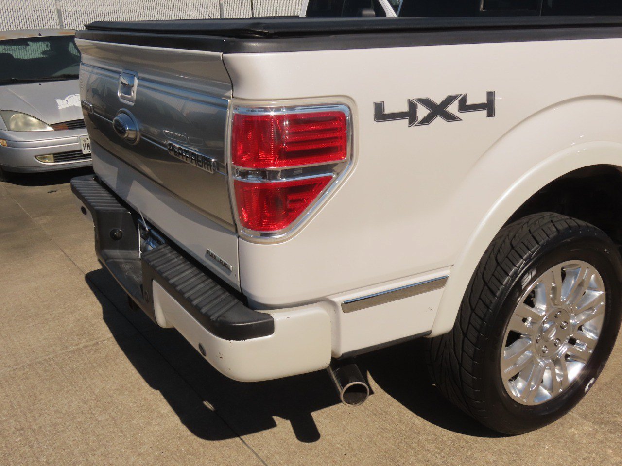Used 2011 Ford F150 Platinum AWD/4WD image 12