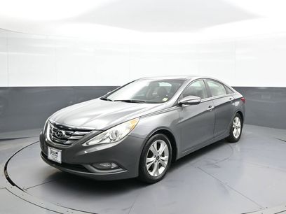 Used 2012 Hyundai Sonata Limited w/ Navigation Pkg
