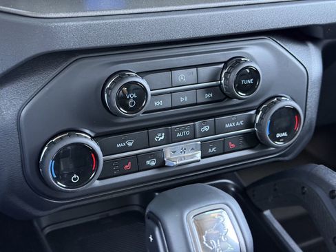 New 2025 Ford Bronco Big Bend w/ Black Diamond Package image 50