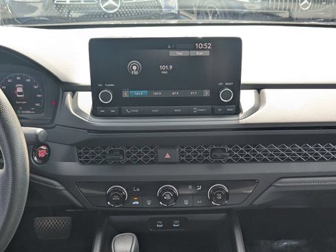 Used 2025 Honda Accord LX image 5