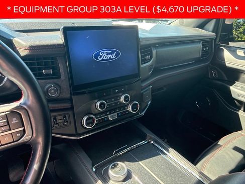 Used 2023 Ford Expedition Limited AWD/4WD image 11