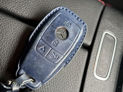Used 2024 Mercedes-Benz GLB 250 image 28