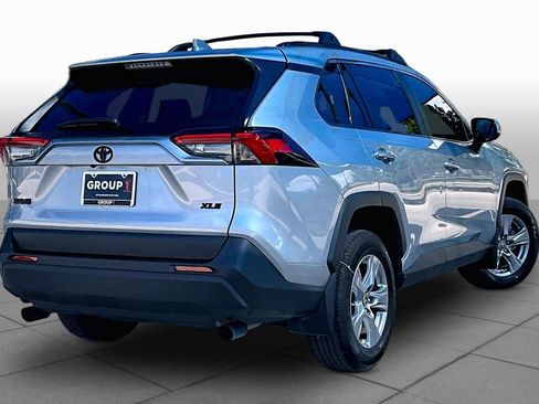 Used 2025 Toyota RAV4 XLE FWD image 13