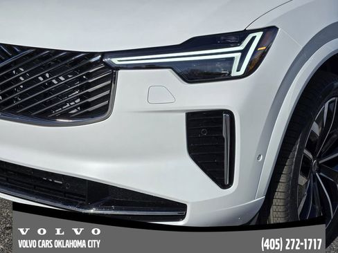 New 2026 Volvo XC90 B6 Plus w/ Protection Package Premier image 8