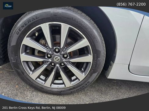 Used 2017 Nissan Altima 2.5 SV FWD image 30