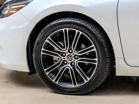 Used 2016 Toyota Camry SE FWD image 50