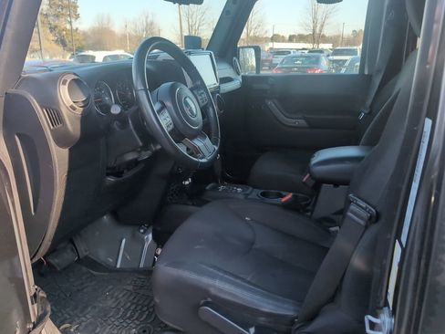 Used 2017 Jeep Wrangler Unlimited Sport w/ Quick Order Package 24S image 12