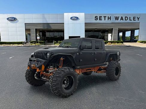 Used 2020 Jeep Gladiator Rubicon image 3