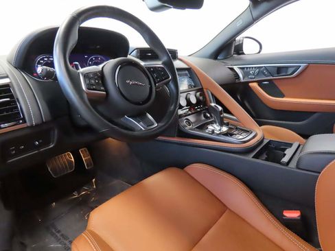 Used 2022 Jaguar F-TYPE R-Dynamic AWD/4WD image 9
