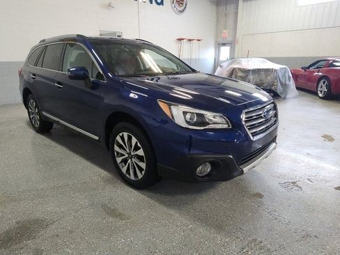 Used 2017 Subaru Outback 3.6R Touring image 9