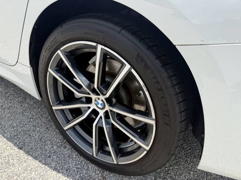 Used 2020 BMW 330i Sedan w/ Convenience Package RWD image 9