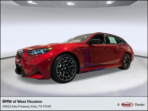 New 2026 BMW M5 Touring image 1