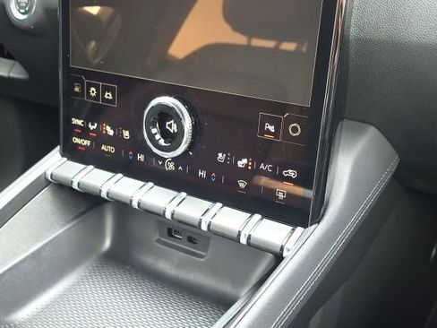 Used 2026 GMC Terrain Elevation w/ Elevation Premium Package image 36