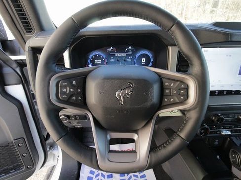 New 2025 Ford Bronco Outer Banks image 22