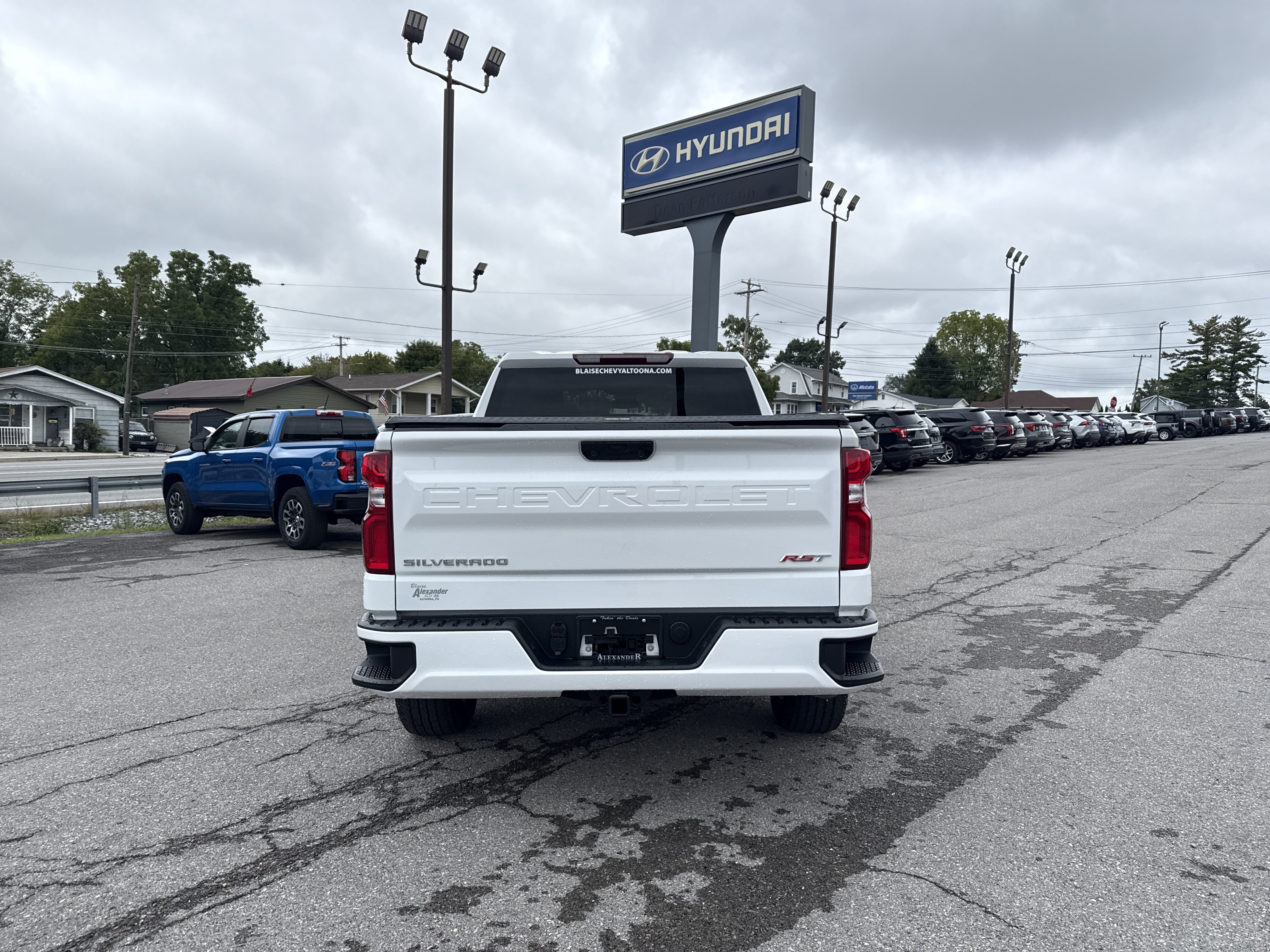 Used 2026 Chevrolet Silverado 1500 RST AWD/4WD image 4