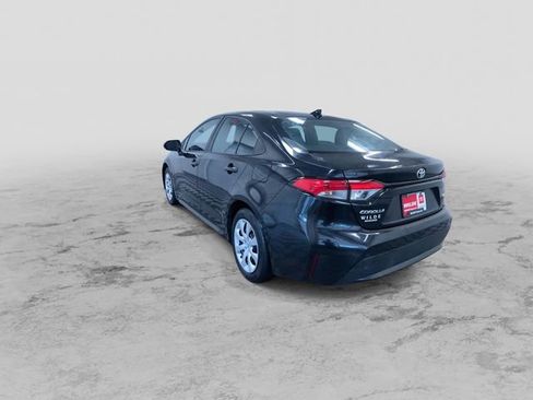 Certified 2022 Toyota Corolla LE FWD image 7