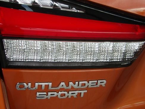 New 2025 Mitsubishi Outlander Sport SE image 8