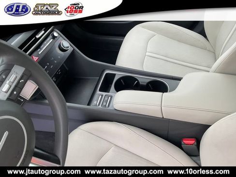 Used 2024 Hyundai Sonata SEL FWD image 17