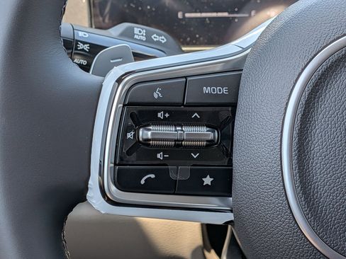 New 2026 Kia Carnival LXS FWD image 18