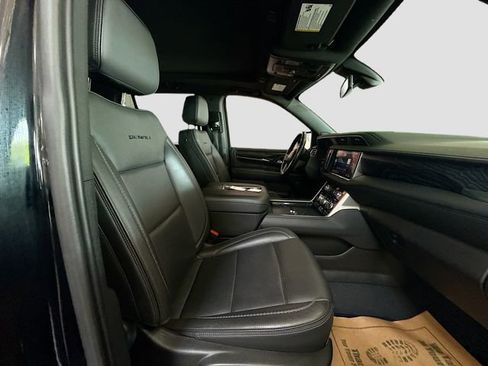 Used 2021 GMC Yukon Denali AWD/4WD image 32