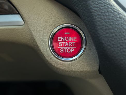 Used 2019 Acura TLX FWD image 31