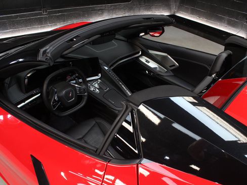 Used 2023 Chevrolet Corvette Stingray Preferred Conv w/ Z51 Performance Package RWD image 44